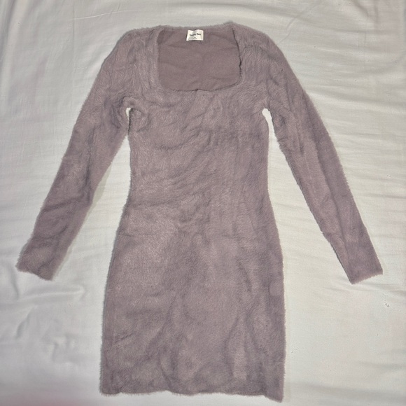 Aritzia Sunday Best Montgomery Fuzzy Purple Dress - Picture 2 of 5